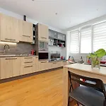 Vestali House Apartman