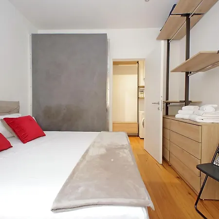 Apartman Vestali House