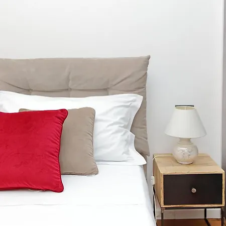 Apartman Vestali House *