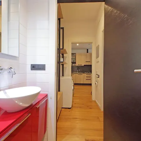 Vestali House * Рим