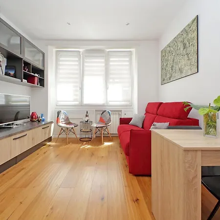 Vestali House * Рим