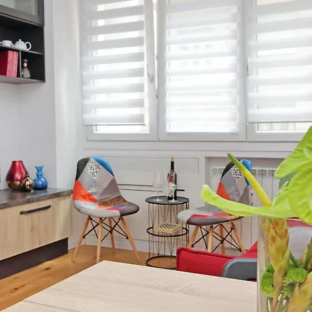 Vestali House Апартаменты